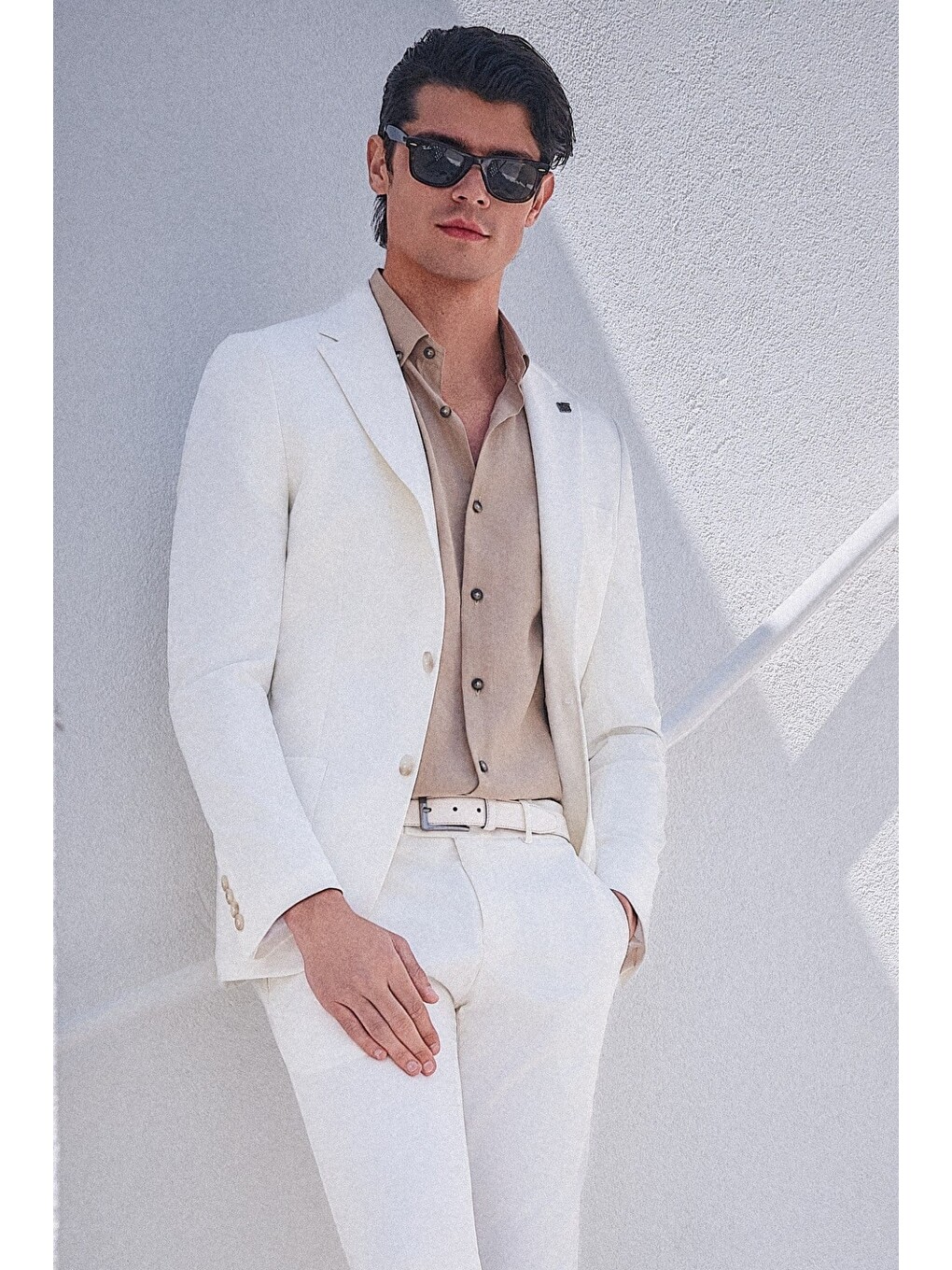 Kahverengi Biritli Yaka Uzun Kol Cepsiz Slim Fit Pamuklu Gömlek 1004260207-3