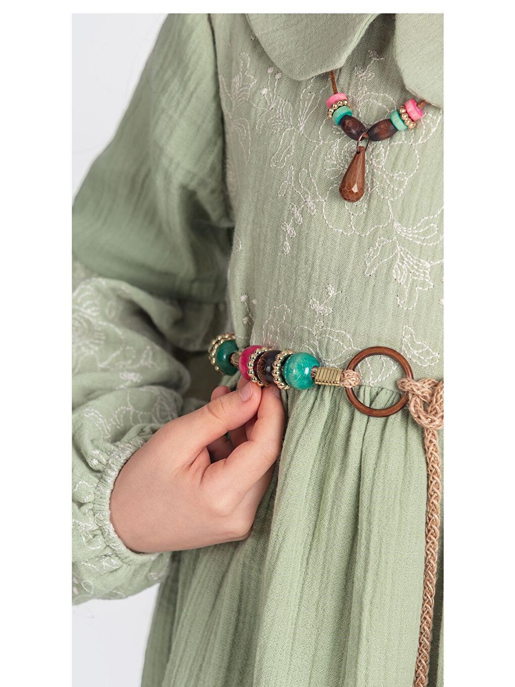 Yeşil Müslin Kumaş Kız Çocuk Uzun Kollu Elbise M00705-1