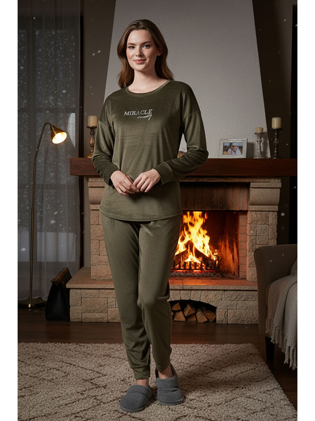 Kadın Kadife Baskılı Pijama Takımı 25382 Haki-4