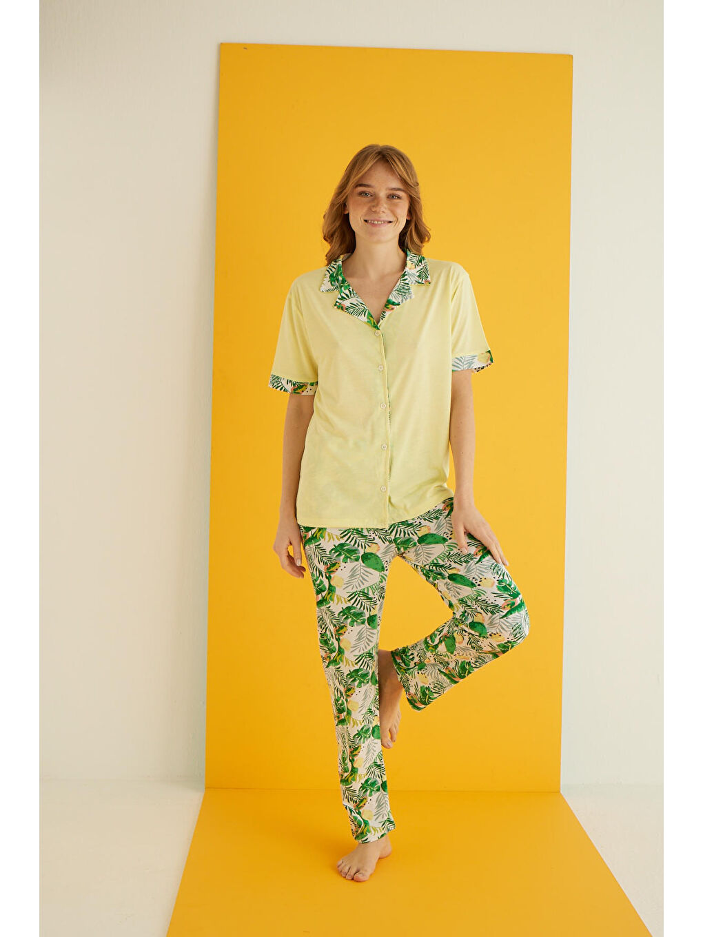 Yeşil Viskon Düğmeli Pijama Takımı 7044-2-1