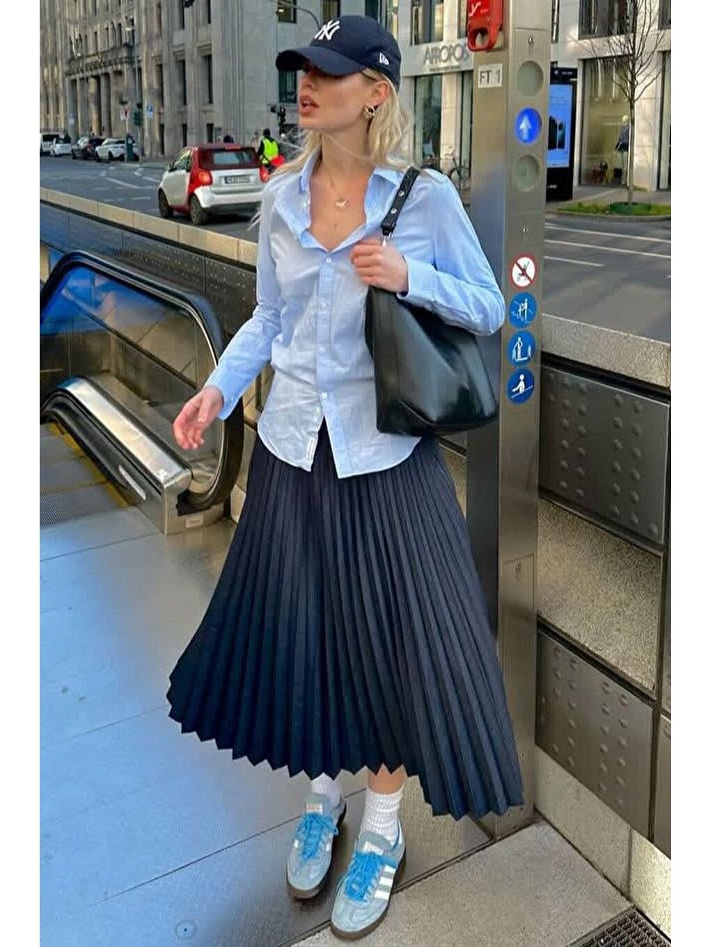 Lacivert Pileli Kadın Etek Mg2318-7