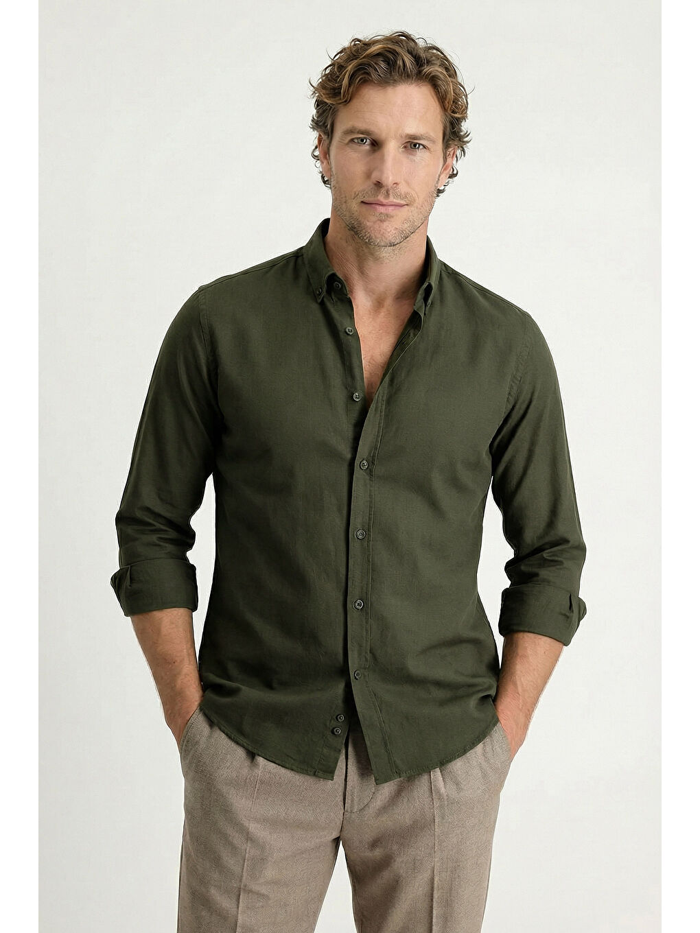 Haki Uzun Kol Regular Fit Düğmeli Yaka Spor Pamuk Nefes Alabilen Keten Görünümlü Gömlek
