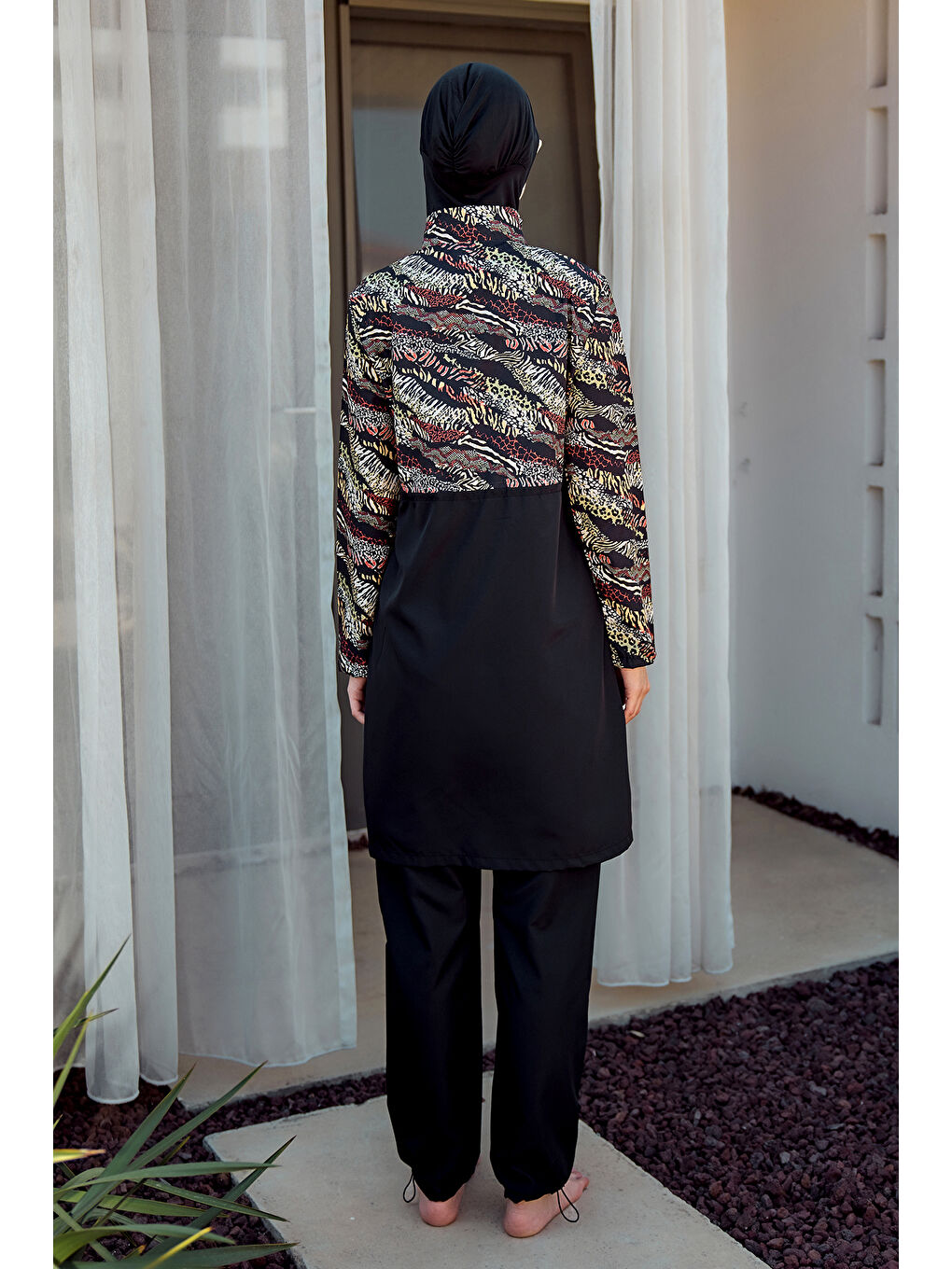 Siyah Remsa Paraşüt Tam Kapalı Tesettür Mayo R4806 Safari-4