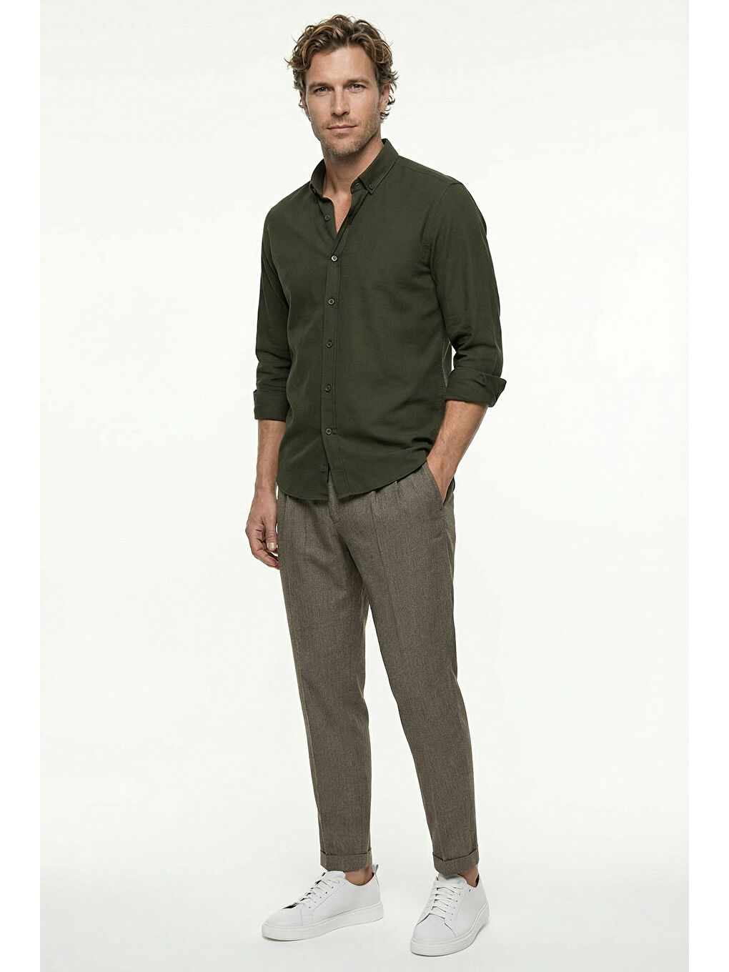 Haki Uzun Kol Regular Fit Düğmeli Yaka Spor Pamuk Nefes Alabilen Keten Görünümlü Gömlek-1
