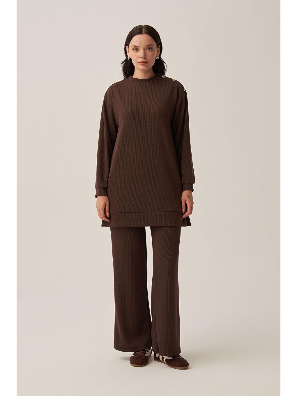 Kahverengi Kahve-Fitilli Dökümlü Pantolonlu Takım-1