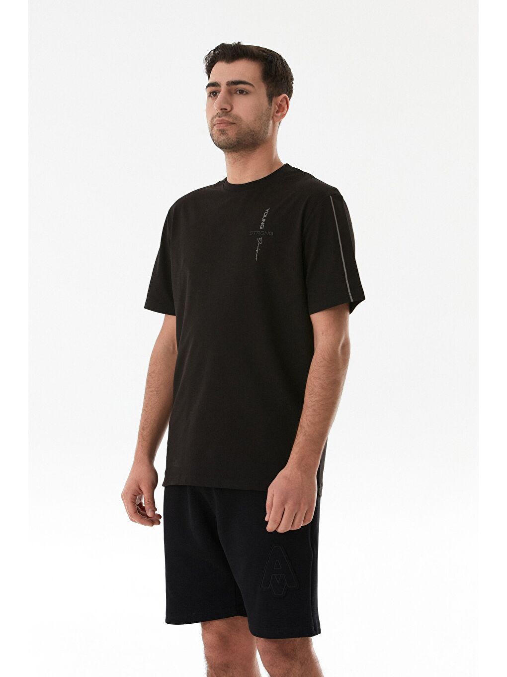 Siyah Strong Baskılı Bisiklet Yaka Tişört-2