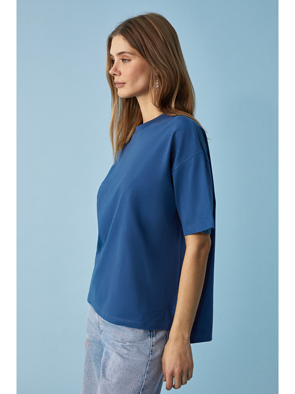 Lacivert Jemmy Kadın %100 Organik Pamuk Relaxed Fit Yırtmaçlı Yuvarlak Yakalı LACİVERT T-Shirt-3