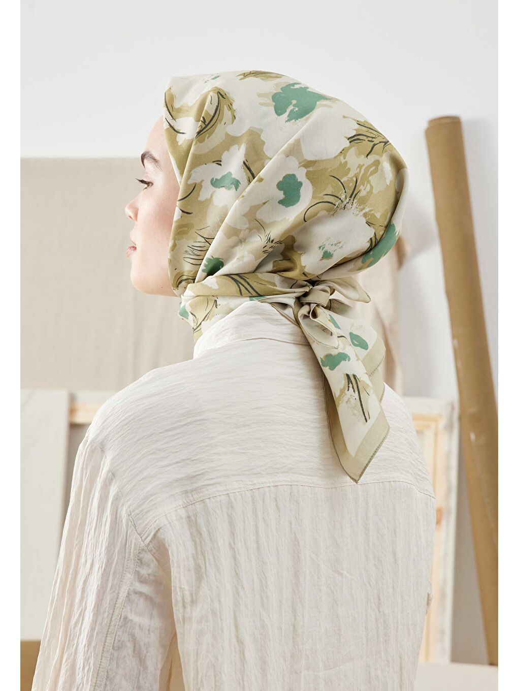 Yeşil Multı Flower Desen Pamuk İpek Eşarp Adaçayı-3