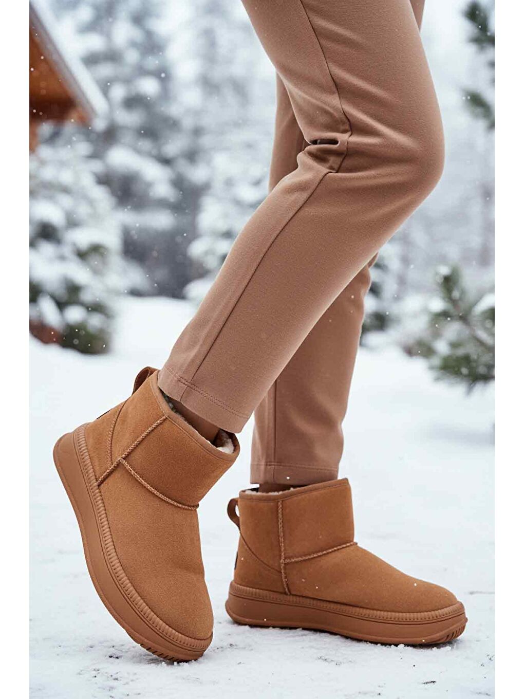 Kahverengi Taba Kürklü Soğuğa Dirençli Kaymaz Kadın Bot 25001 Z-2