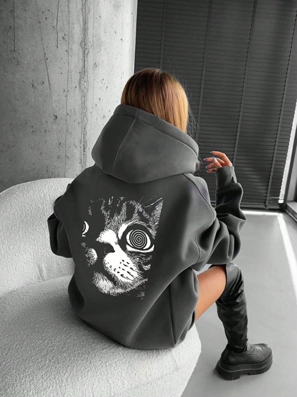 Gri Füme Shocked Baskılı Oversize Kapüşonlu Sweatshirt
