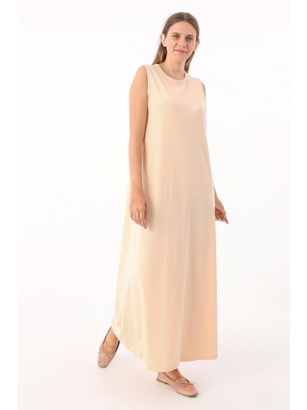 Bej Ten-Pamuklu Bisiklet Yaka Kolsuz İçlik Elbise
