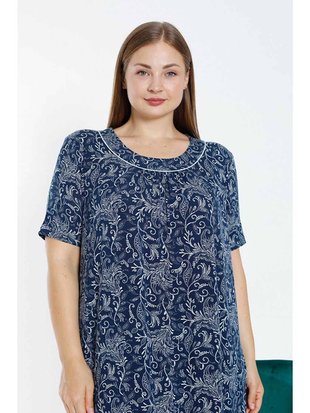 Lacivert Desenli Biyeli Kısa Kollu Esnek Viskon Kadın Büyük Beden Gecelik-2