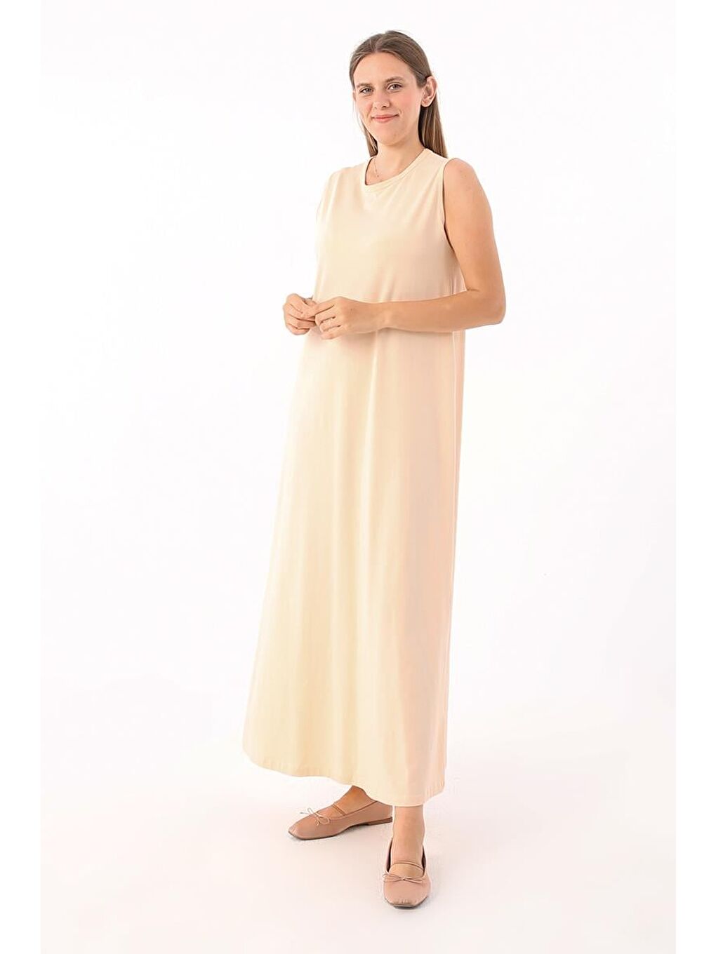 Bej Ten-Pamuklu Bisiklet Yaka Kolsuz İçlik Elbise-2