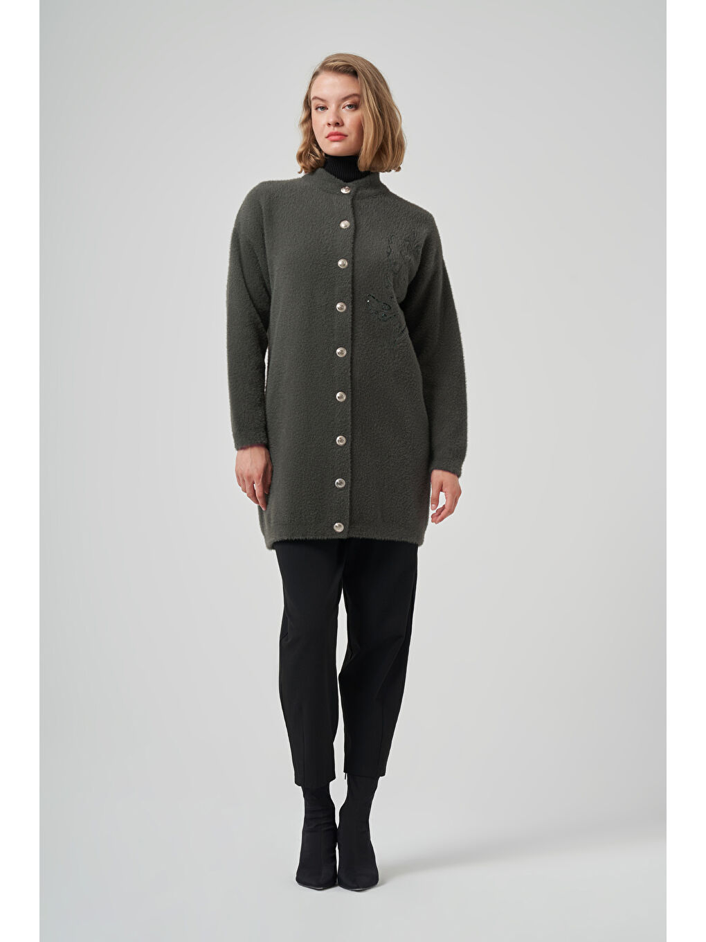 Gri Nakış İşleme Detay Hırka 7007 Füme-1