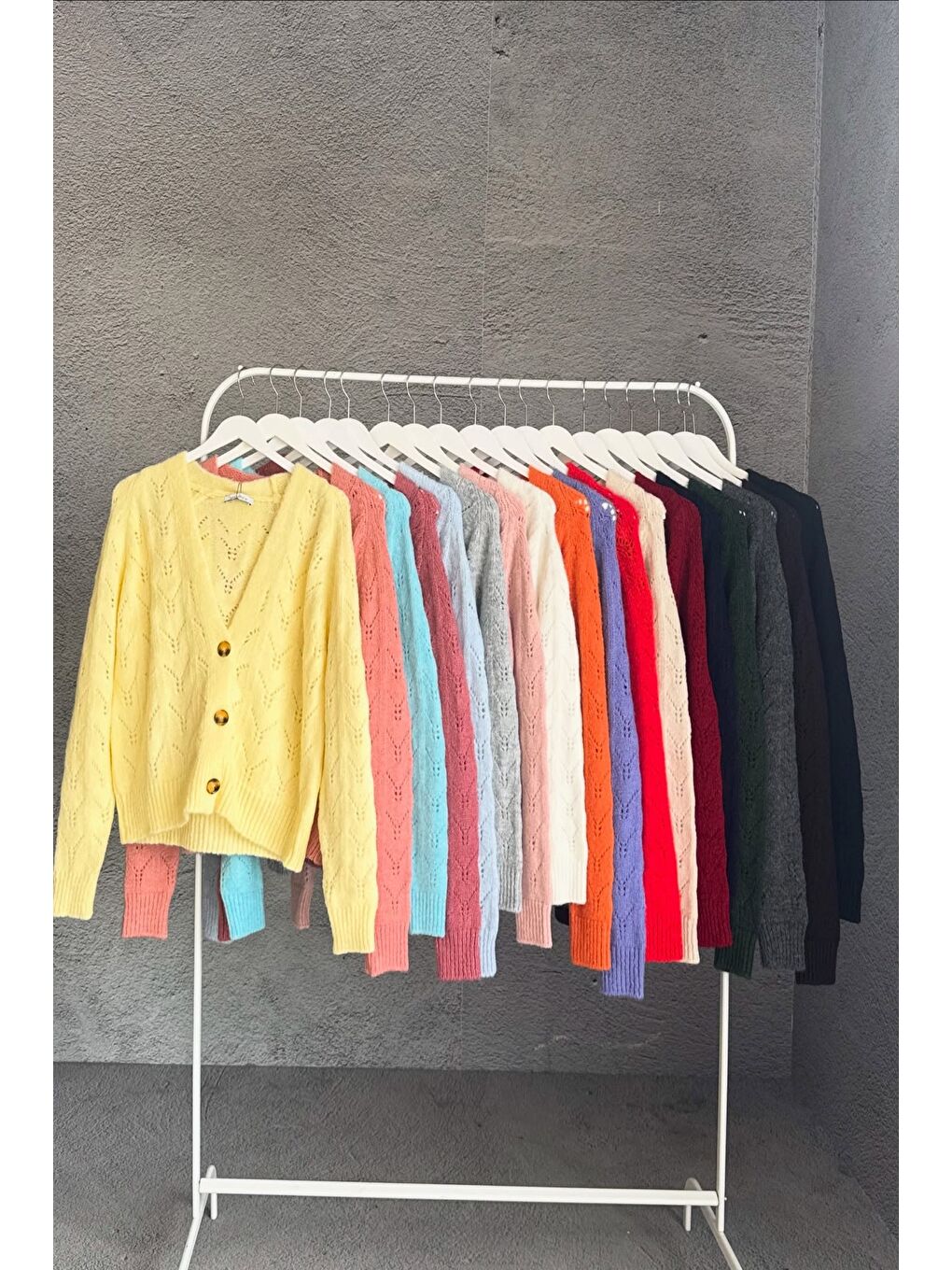 Antrasit Yakası Kemer Detaylı Düğmeli Triko Hırka E-140-3