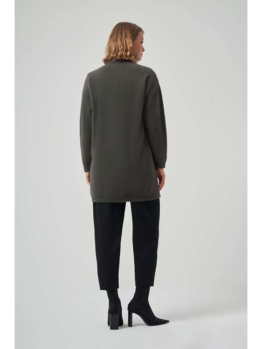 Gri Nakış İşleme Detay Hırka 7007 Füme-2