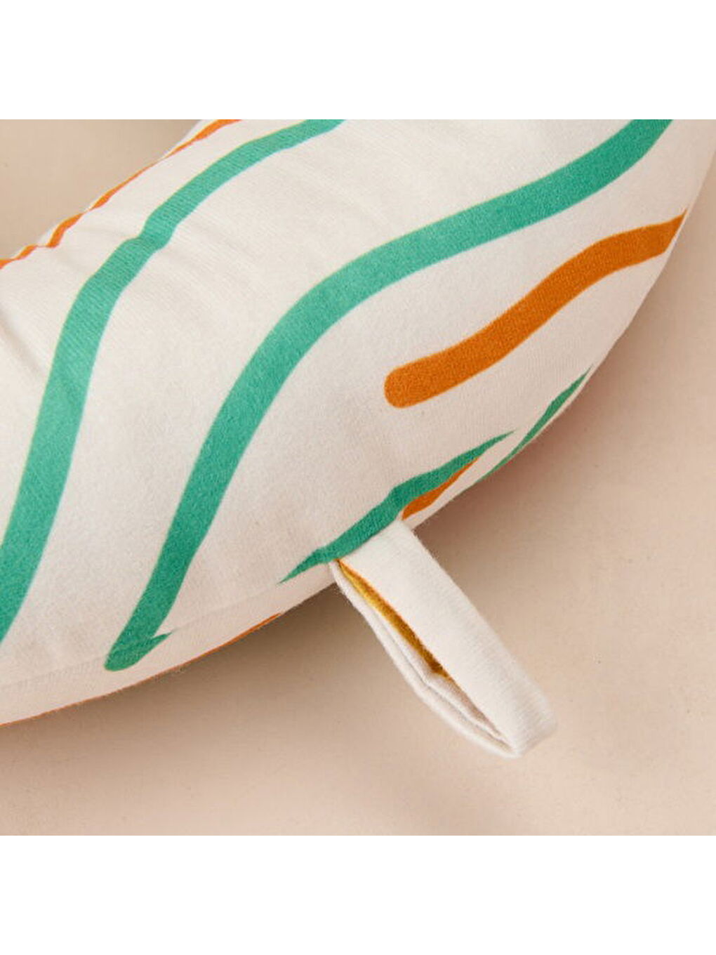 Karışık Çizgi Desenli Seyahat Boyun Yastığı - Renkli - 28,5x30 cm-1