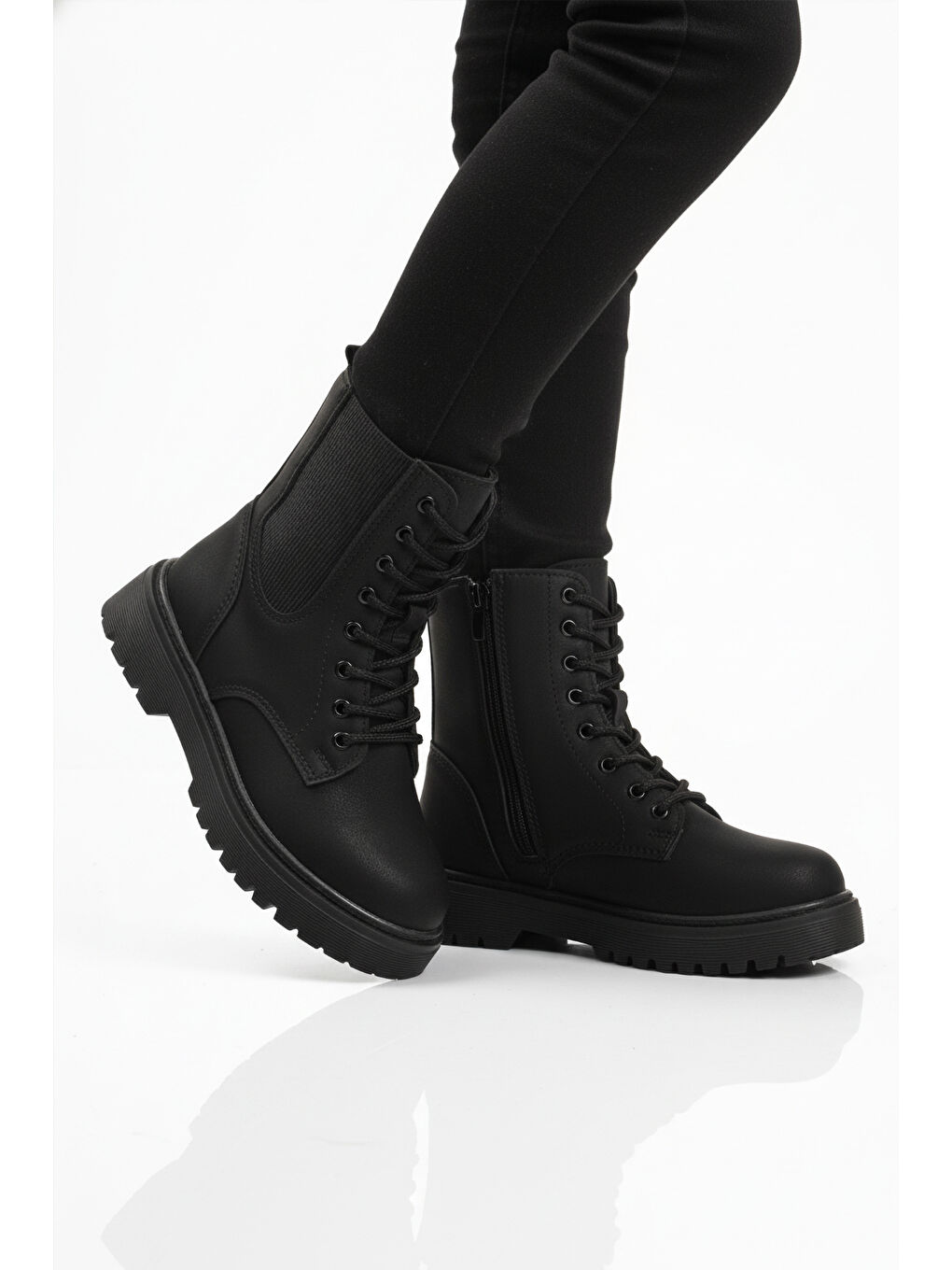 Siyah Zümrüt Polarlı Kaymaz Soğuğa Dirençli Deri Çocuk Bot Tuno 07 F