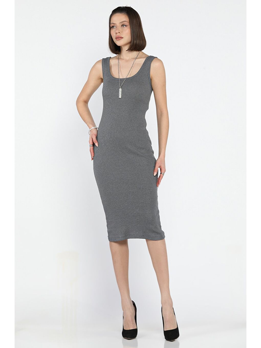 Gri Kaşkorse Kare Yaka Askılı Elbise-1