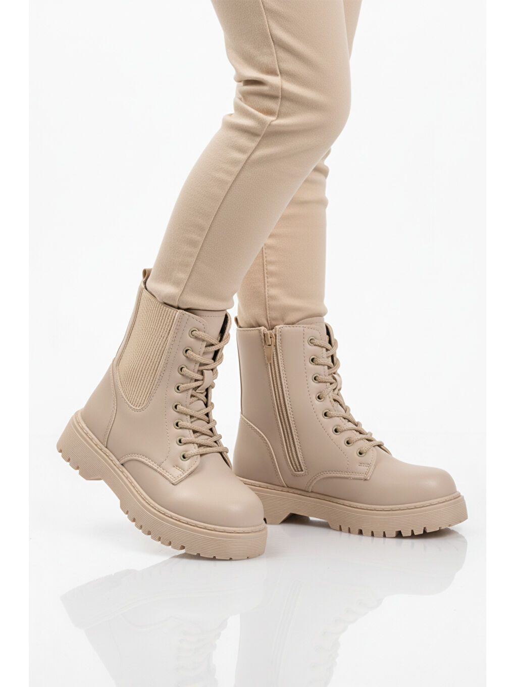 Bej Polarlı Kaymaz Soğuğa Dirençli Deri Çocuk Bot Tuno 07 F