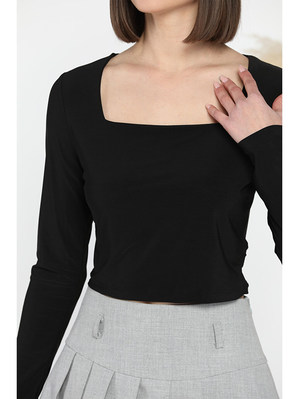 Siyah Kare Yaka Kadın Bluz-3