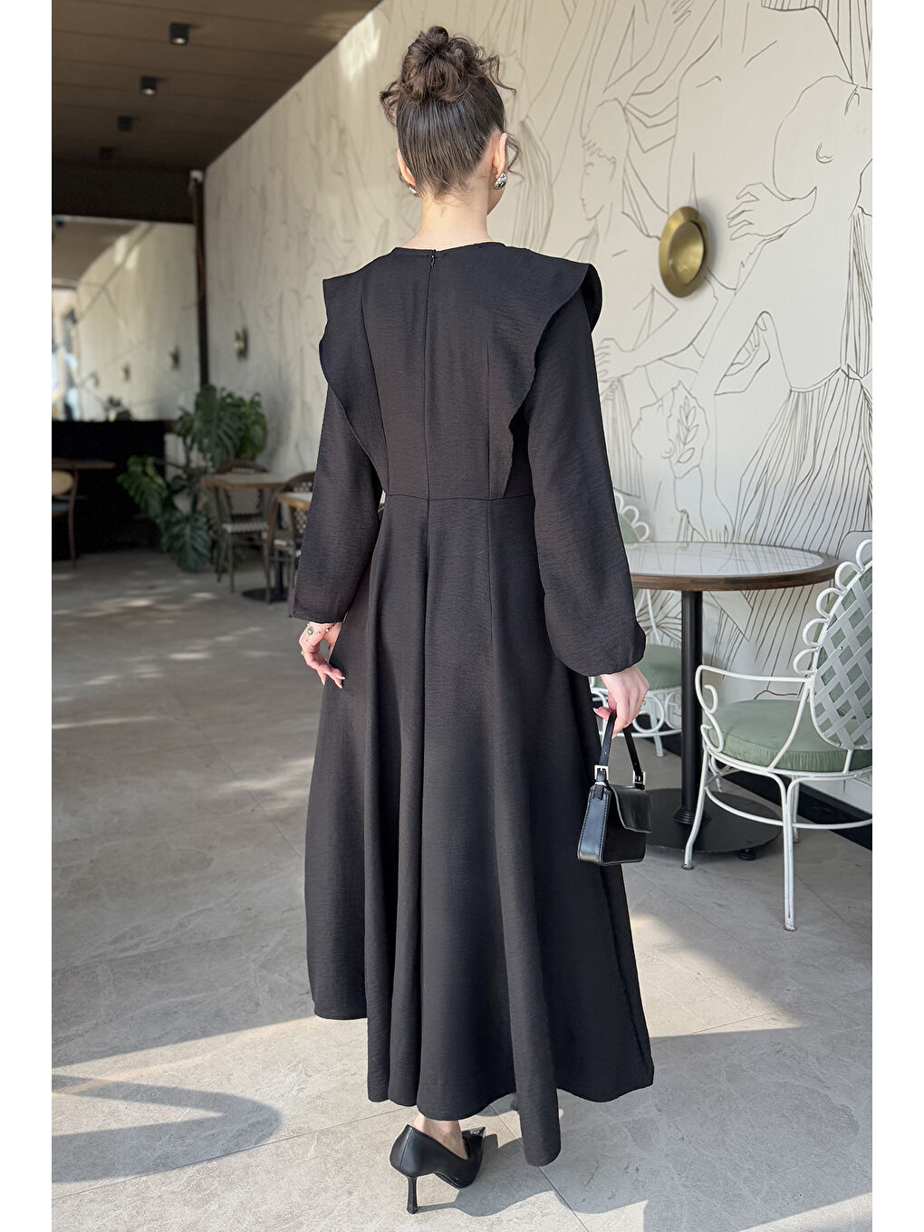 Siyah Gül Detaylı Kadın Kloş Elbise-4