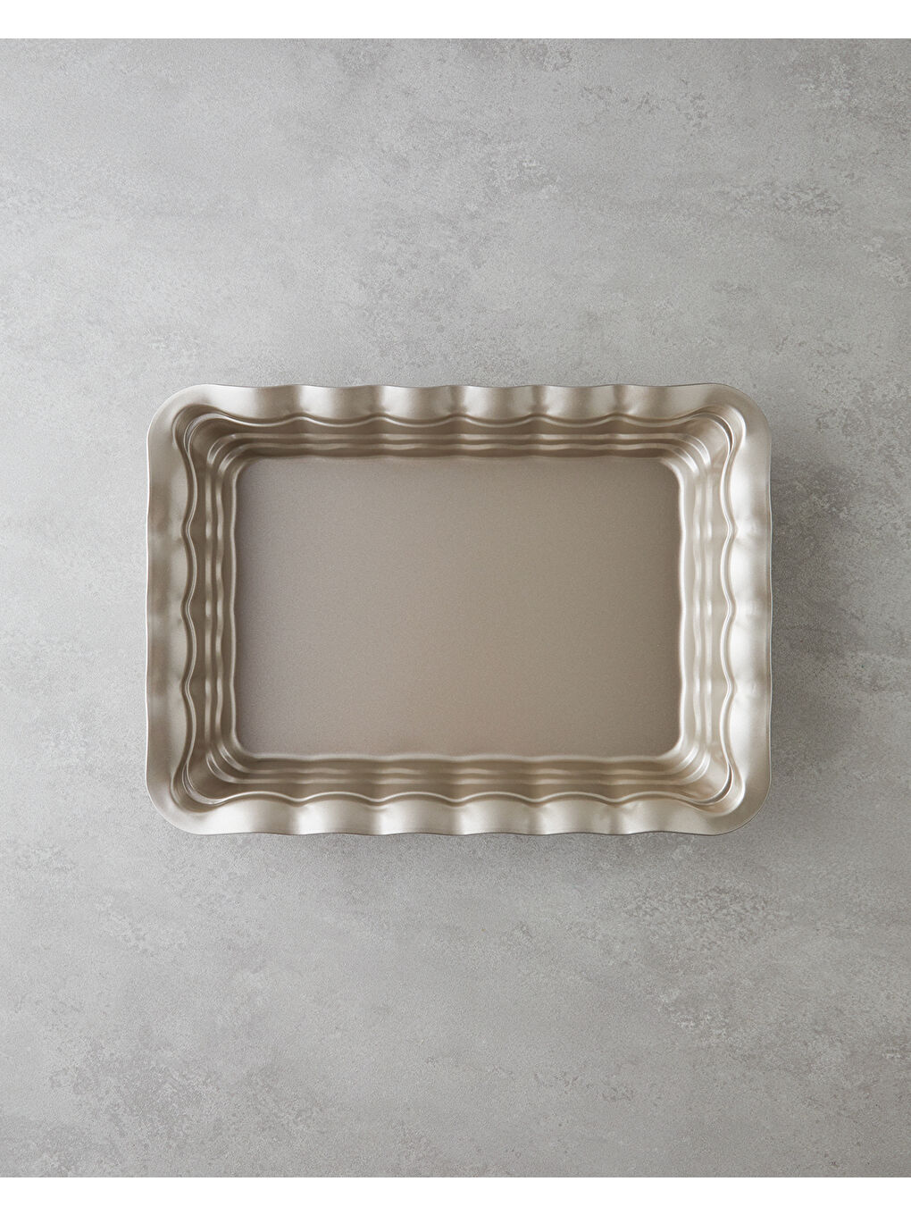 Ekru Patisserie Prince Karbon Çelik Dikdörtgen Fırın Kabı 38x27 cm-1