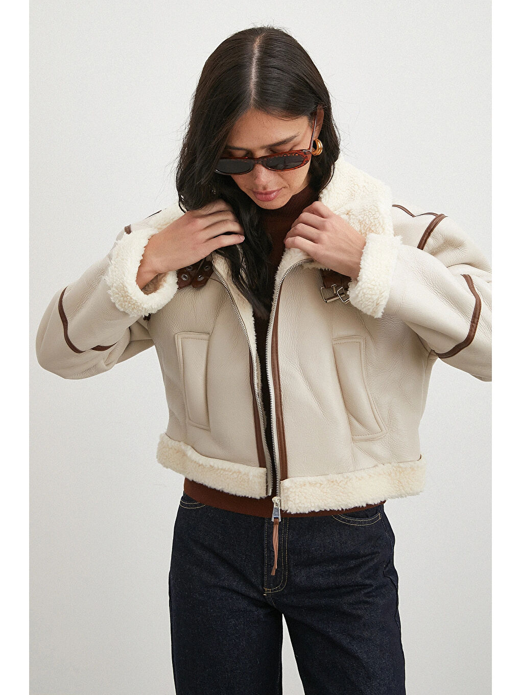 Biye Detaylı Lamine Ceket Bej-3