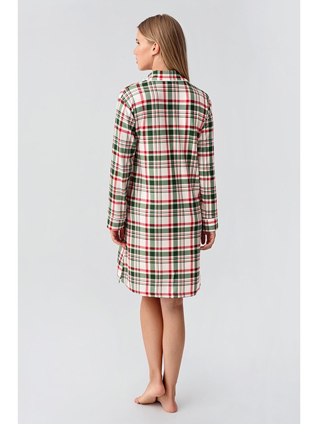 Kırmızı Termal Uzun Kollu Düğmeli Ekose Desenli Esnek Yumuşak Dokulu Kısa Gecelik 18109-4