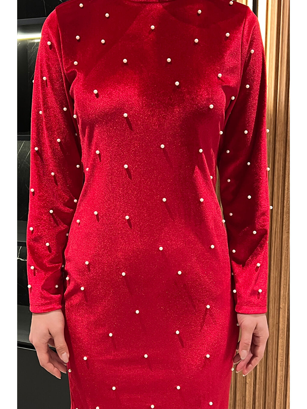 Kırmızı Kadın İncili Elastanlı Kadife Elbise-2