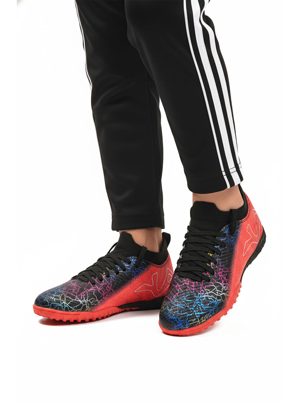 Siyah Fuşya Bilekten Lastikli Unisex Halı Saha Ayakkabısı GH-252-153 G