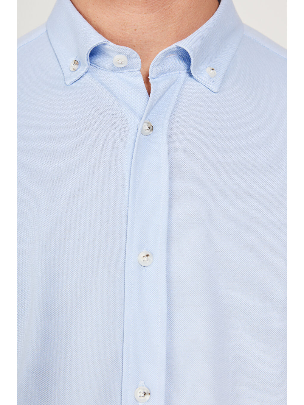 Erkek Açık Mavi Comfort Ft Geniş Kesim Düğmeli Yaka Pamuklu Armürlü Keten Gömlek-5