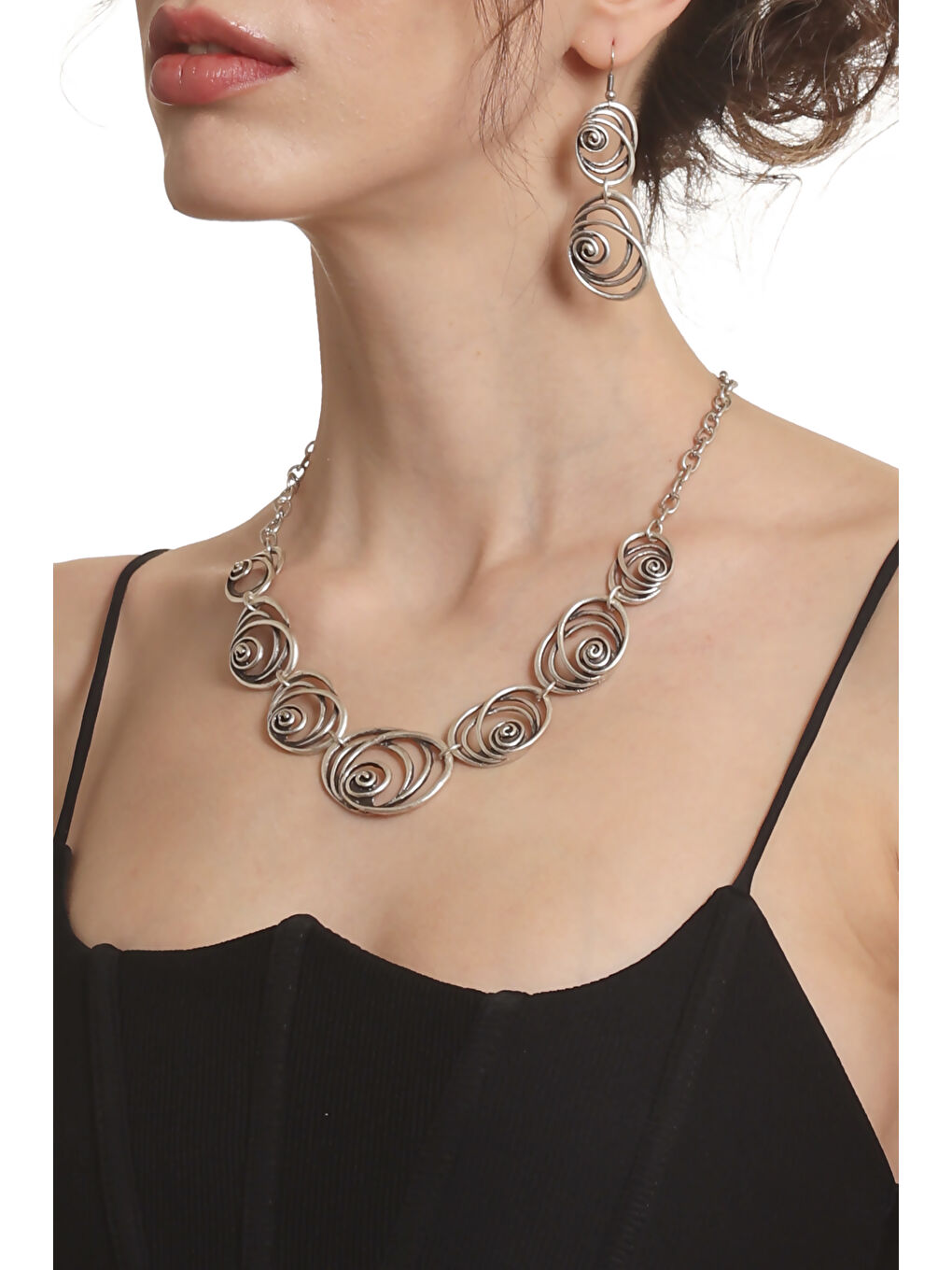 Gri Kadın Antik Gümüş Kaplama Sallantılı Model Gül Formlu Küpe & Kolye Seti-2