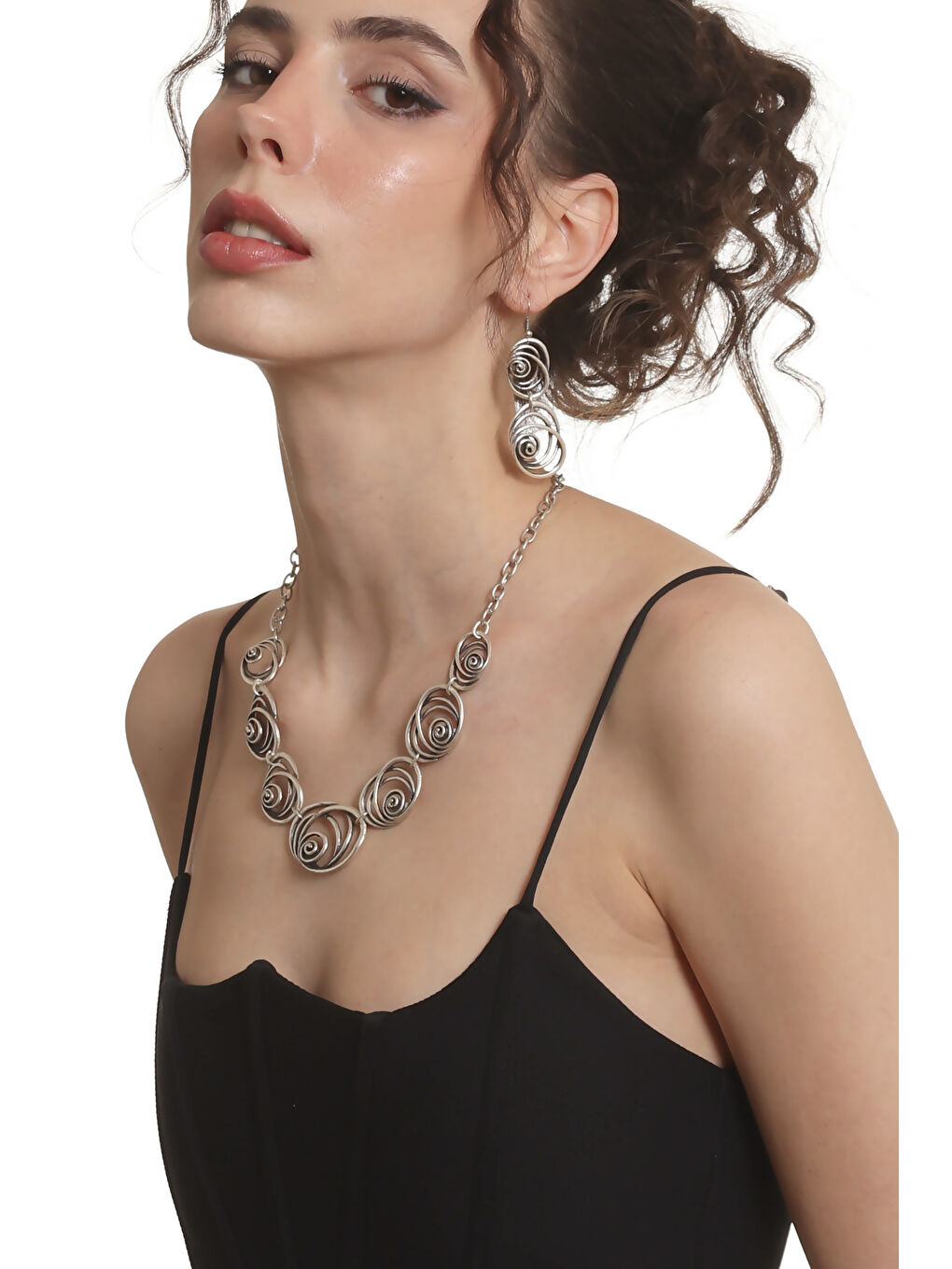 Gri Kadın Antik Gümüş Kaplama Sallantılı Model Gül Formlu Küpe & Kolye Seti-5