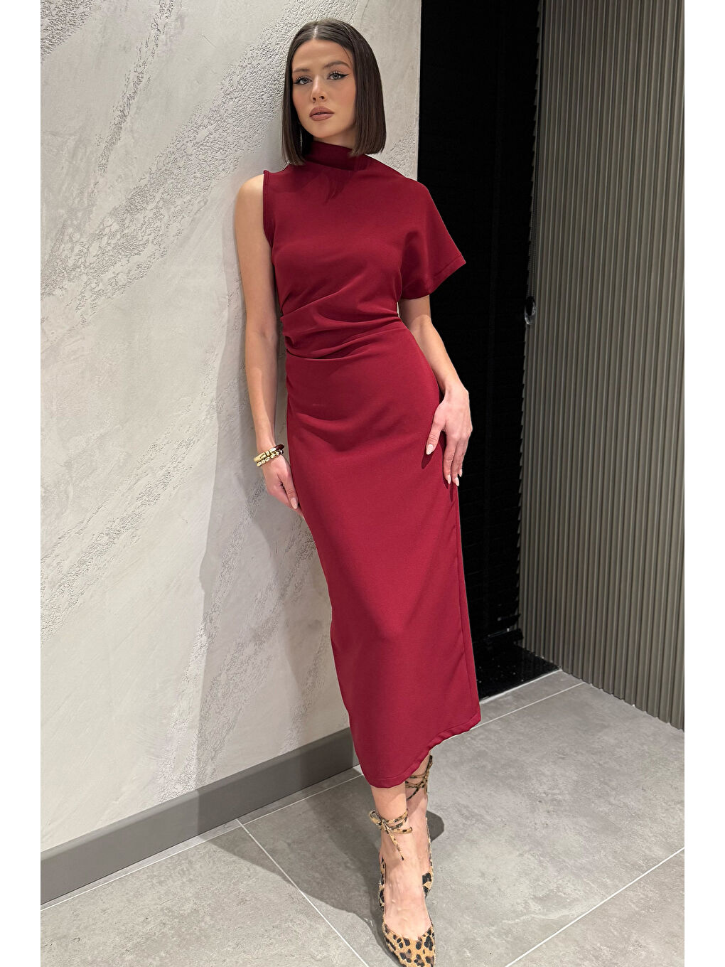 Bordo Yırtmaçlı Bel Drapeli Kadın Elbise-1