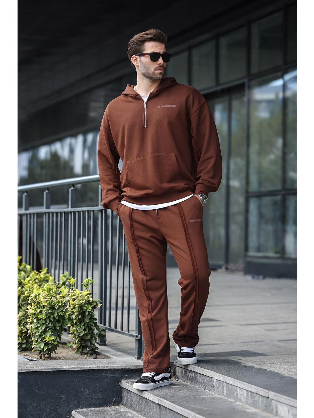 Acı Kahverengi Yarım Fermuarlı Kapüşonlu Erkek Eşofman Takımı E7332