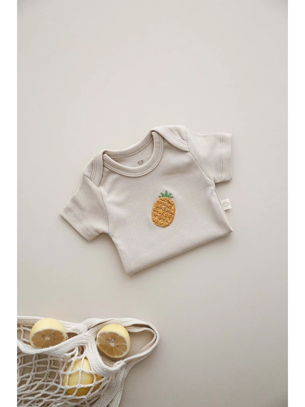 Bej Ananas Nakışlı Çıt Çıtlı Body-zıbın-4