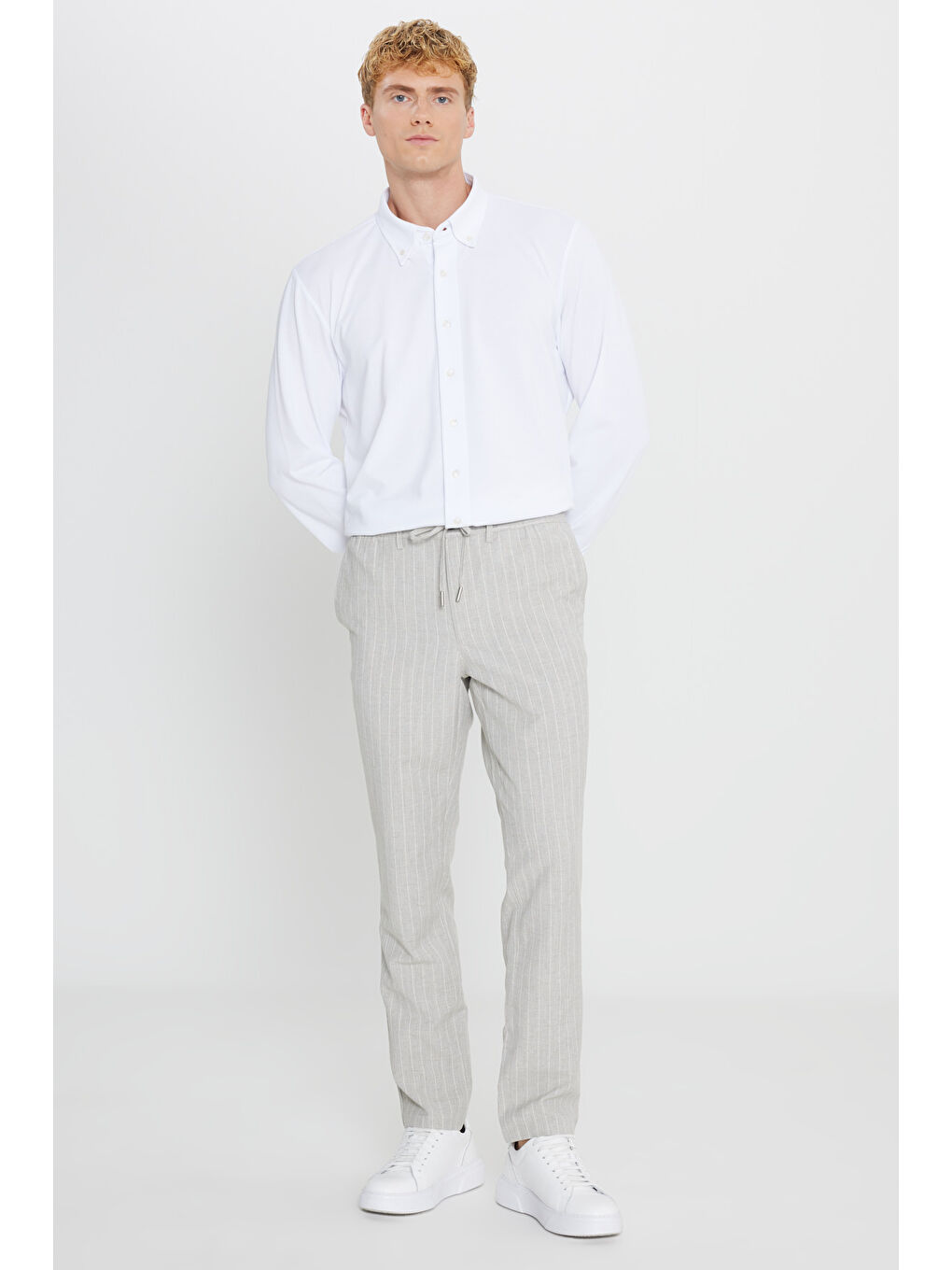 Erkek Gri Keten Slim Fit Dar Kesim Beli Bağlamalı Çizgili Casual Pantolon-1