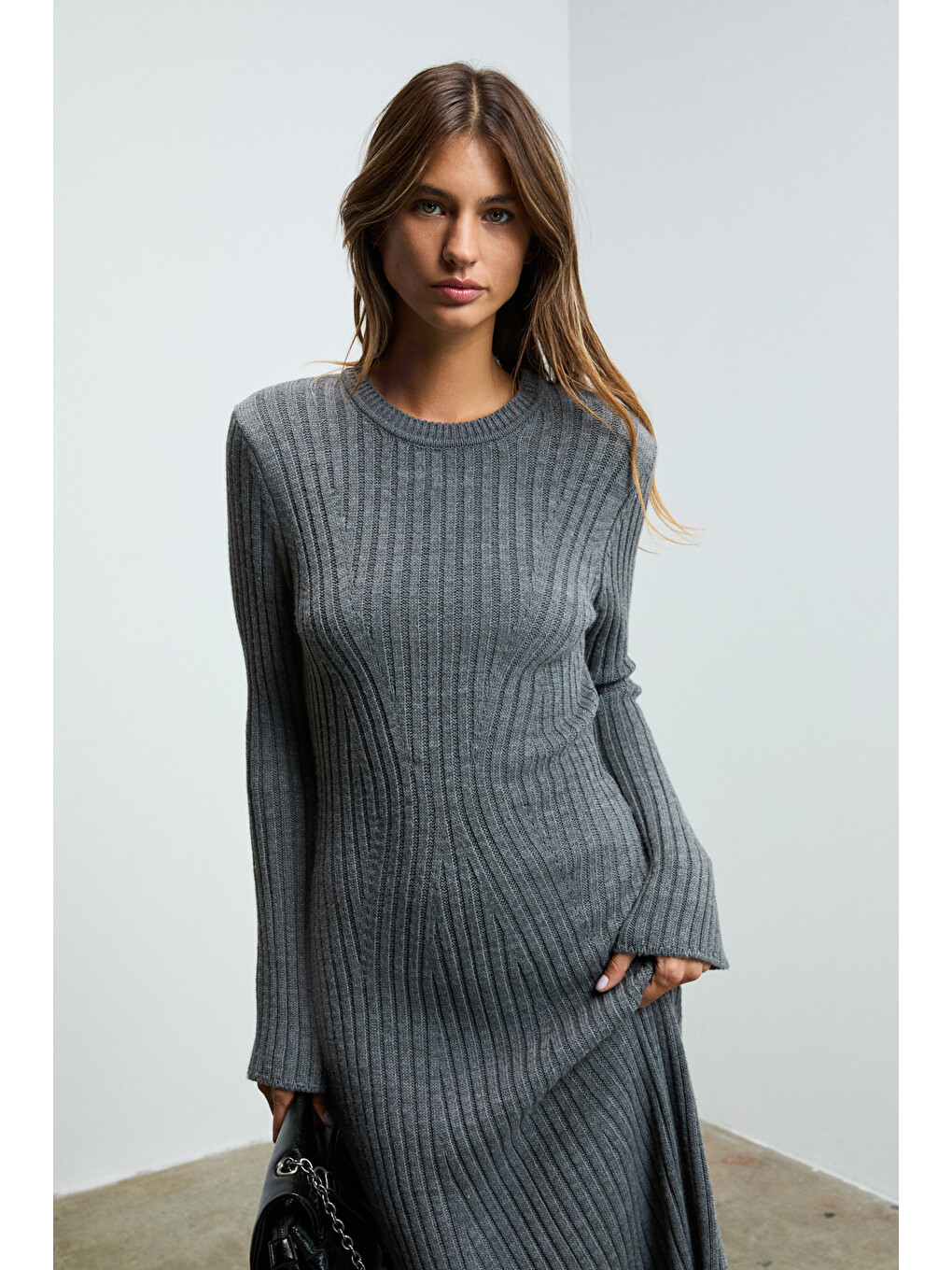 Duende Kadın Yuvarlak Yaka Çizgi Desenli Slim Fit Triko Gri Melanj Elbise-3