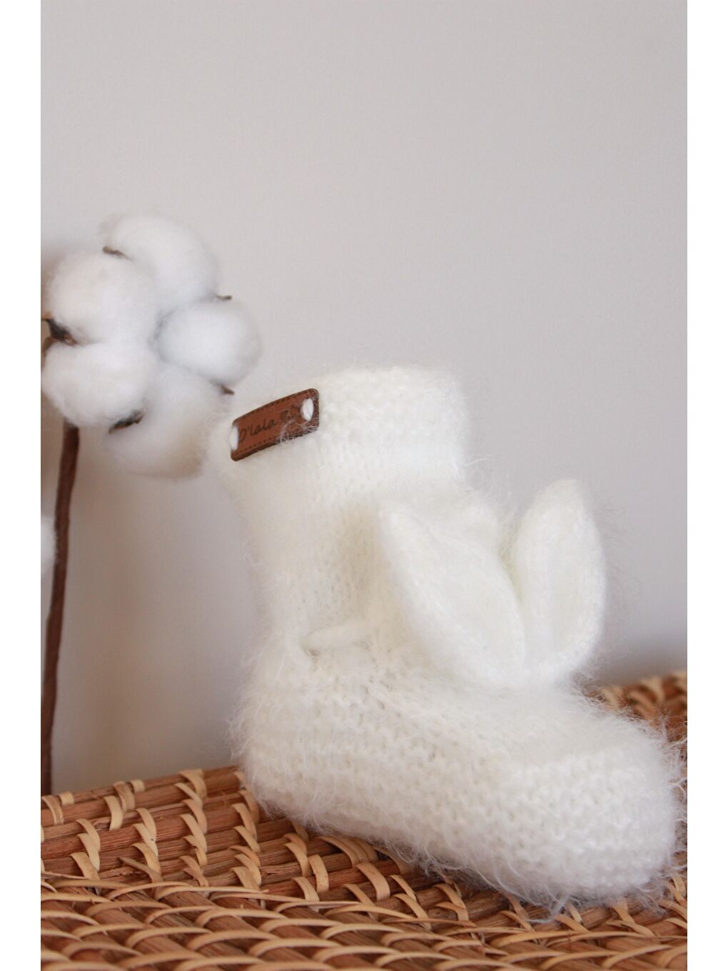 Bej Beyaz Tavşan Kulaklı Örgü Patik Bebek 0-12 Ay-2