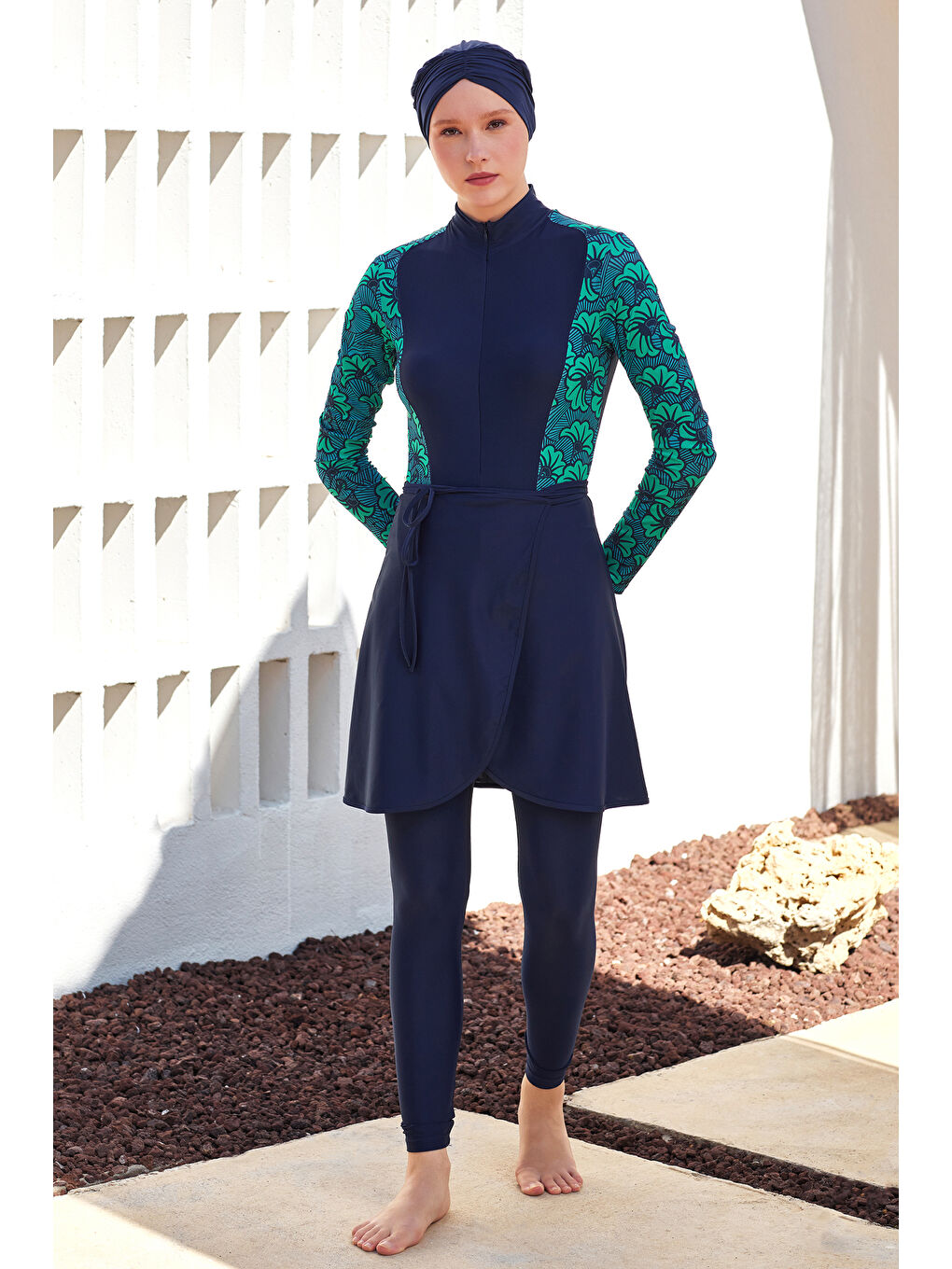 3 Farklı Şekilde Giyilebilir Elastanlı Etekli Tesettür Mayo Saver 1111 Siyah