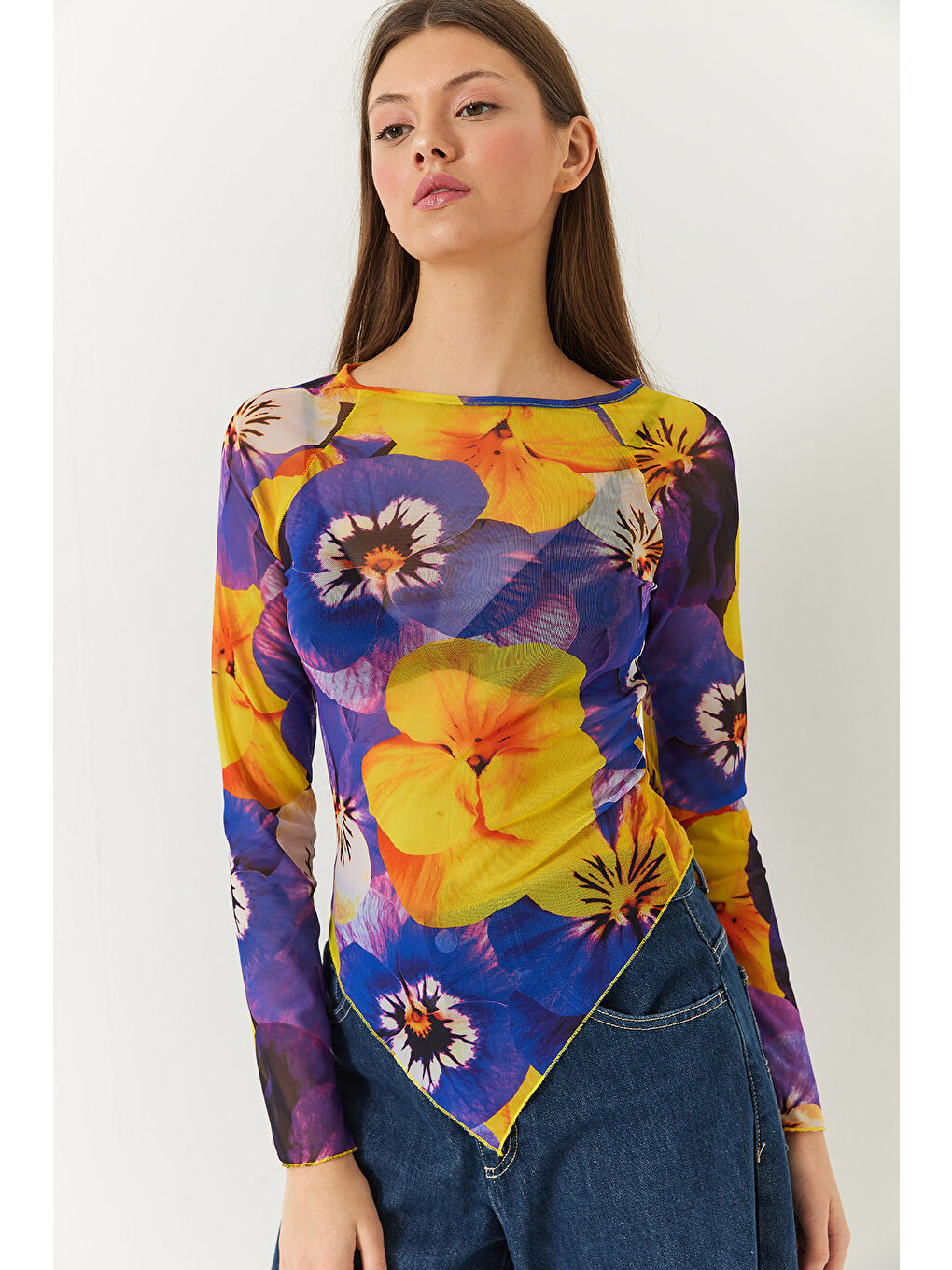 Mor Kadın Bisiklet Yaka Dijital Baskılı Asimetrik Kesim Tül Bluz-3