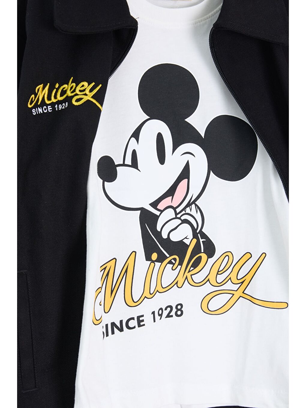 Siyah Karakter Baskılı Jean Ceketli Pantolonlu Erkek Çocuk 3lü Takım 23516-2