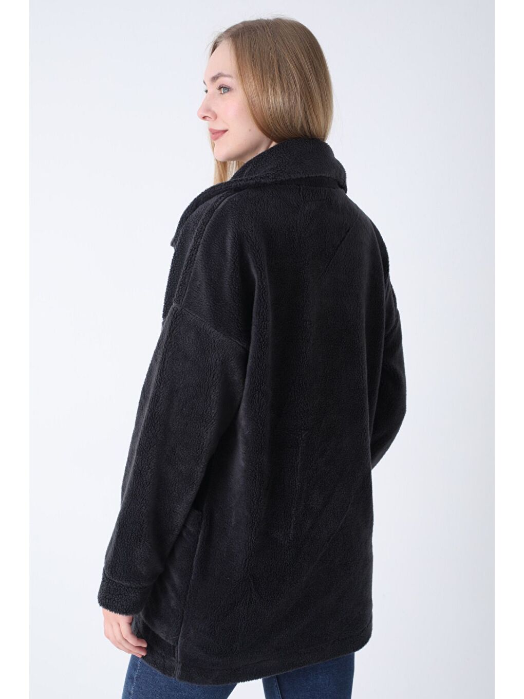 Kadın Antrasit Oversize Uzun Kollu Cepli Yakalı Düğmeli Pelüş Hırka Ceket-4