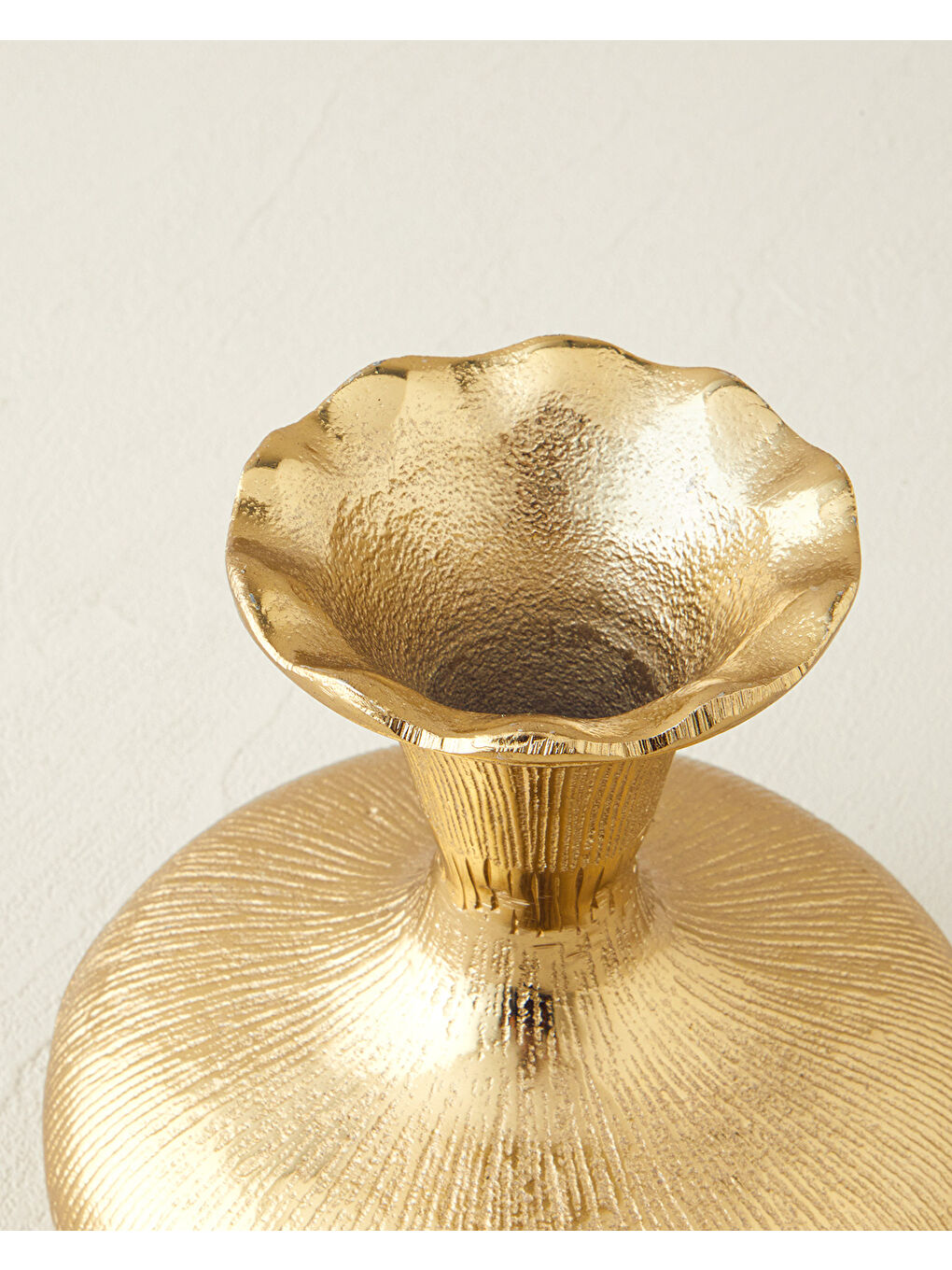 Sarı Silva Metal Vazo 15x15x16 cm Gold-1