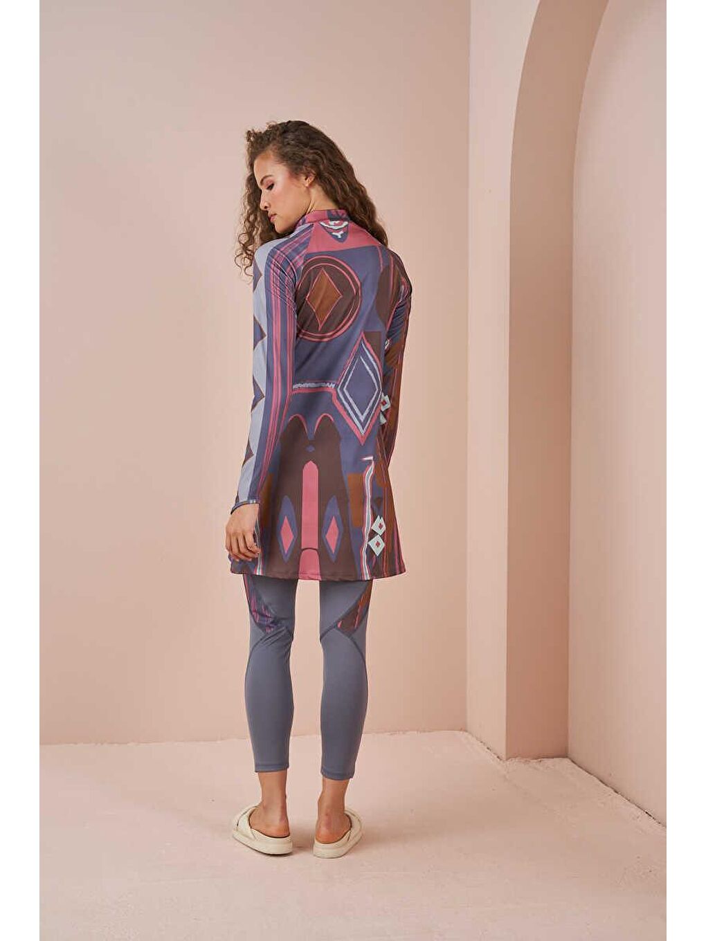 Etnik Performans Tesettür Mayo Takımı Gri-5