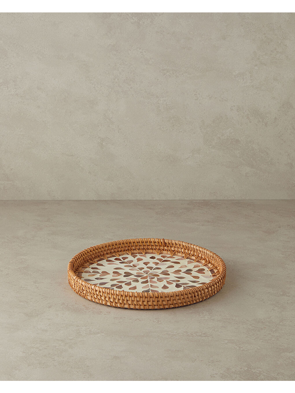 Louice Sedefli Rattan Tepsi Kahverengi