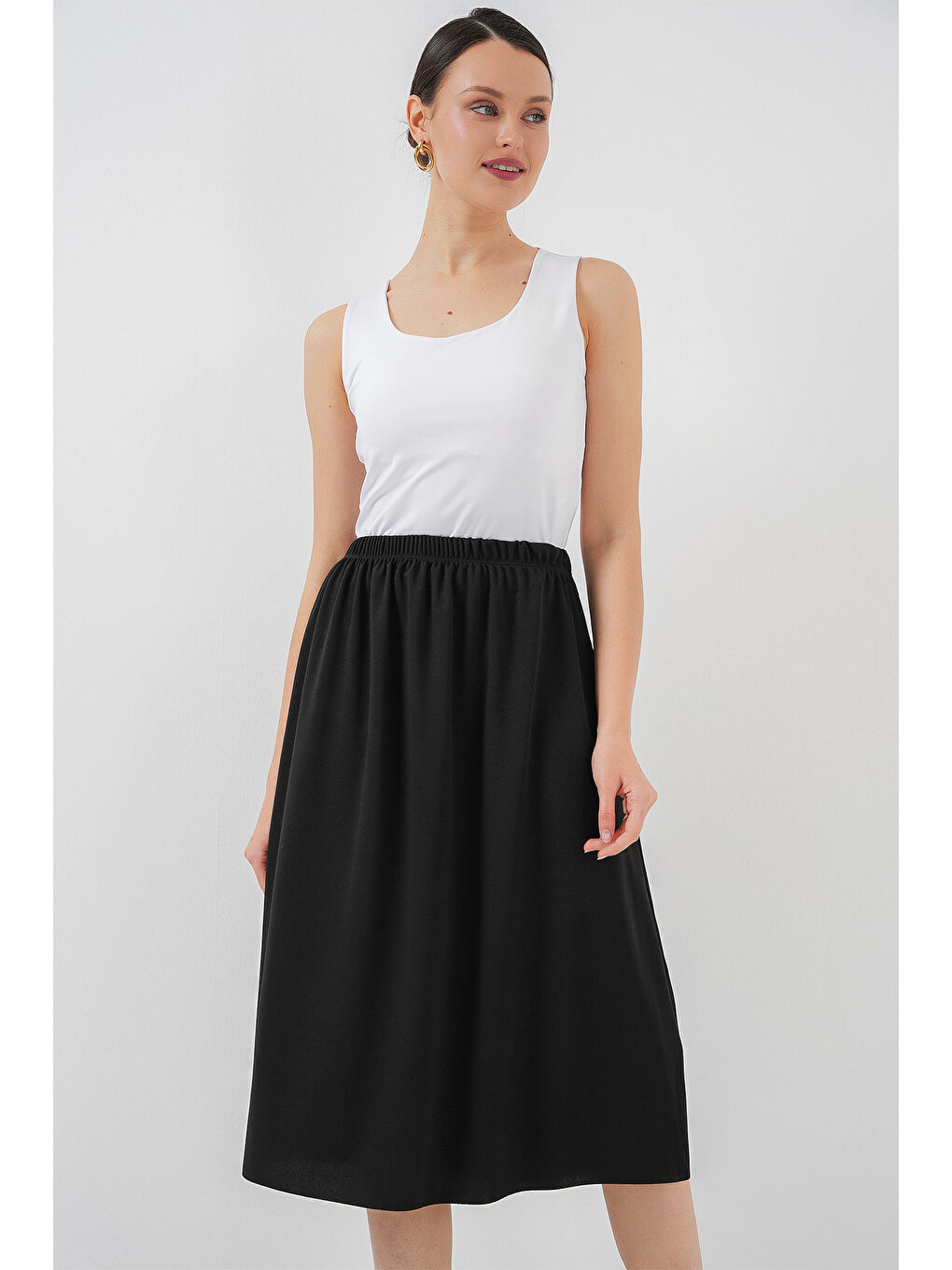 8039 Uzun Etek Astarı Jüpon - Siyah