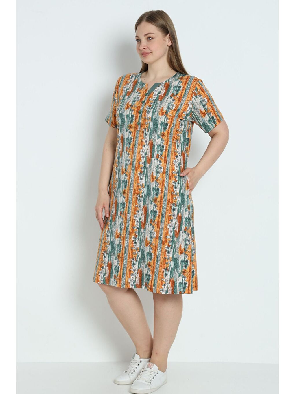 Turuncu Kadın Büyük Beden Desenli Cepli Düğmeli Pamuklu Elbise-4