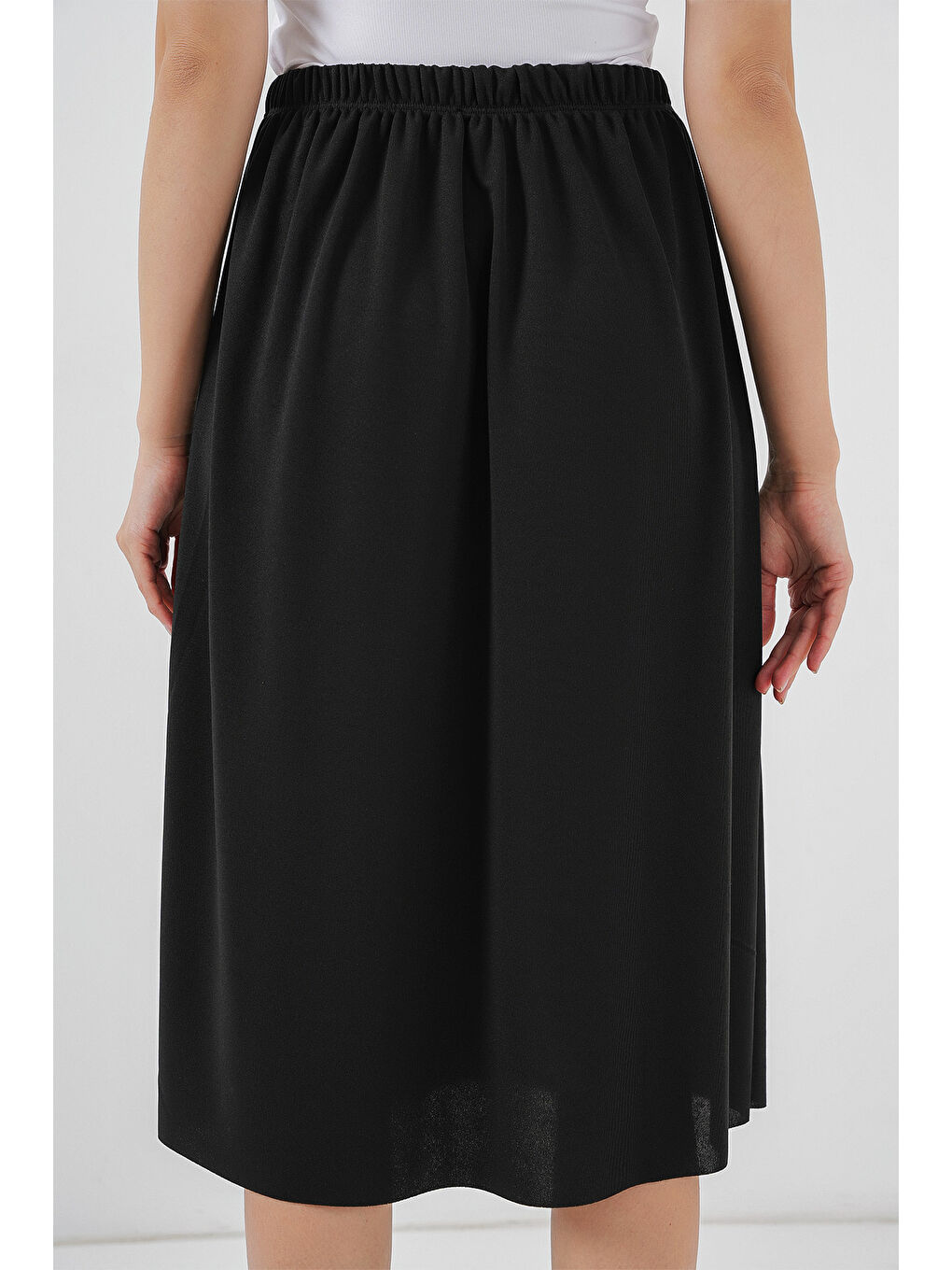 8039 Uzun Etek Astarı Jüpon - Siyah-6